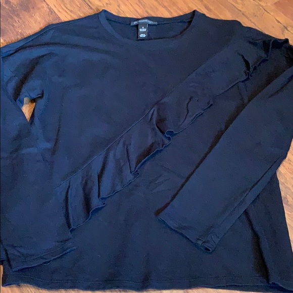 Ruffle Top - Picture 2 of 5